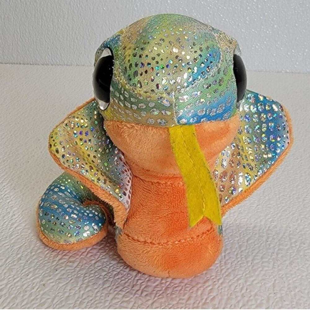 NWT Yoohoo & Friends 2017 Charmer King Cobra
Snake  RARE Retired Aurora
World